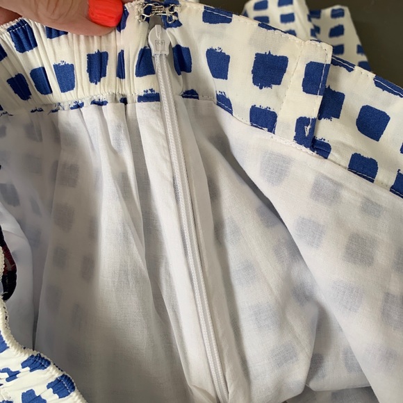 Vineyard vines blue and white “faux” wrap skirt with ruffle size XS - Picture 7 of 8